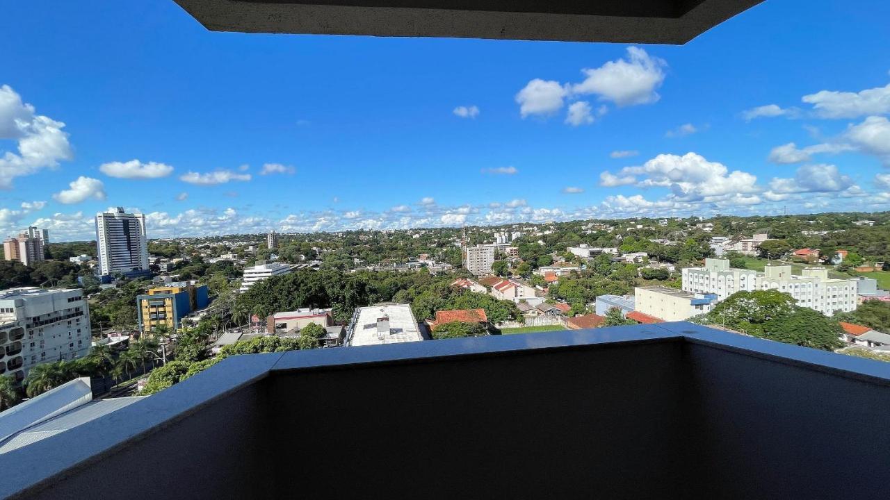 Apartment Em
